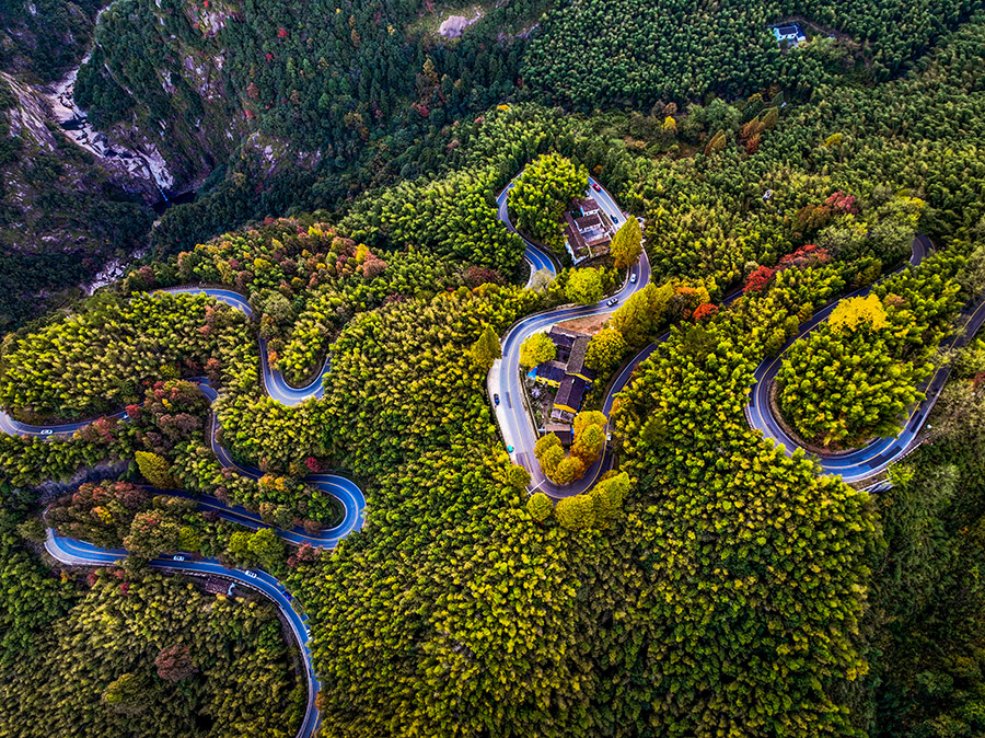 盤山公路。李曉白攝