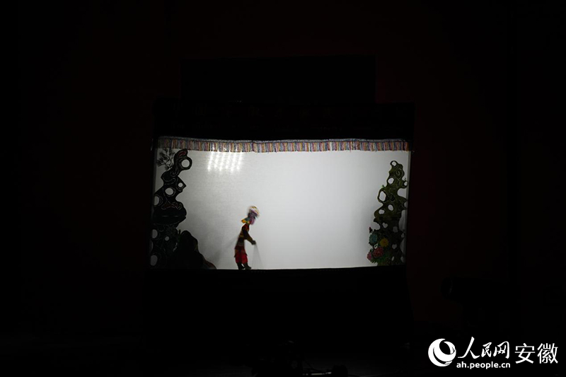 馬派皮影戲。人民網(wǎng)記者 王銳攝